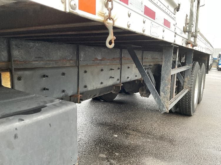 2019 Freightliner M2 106 — photo 5