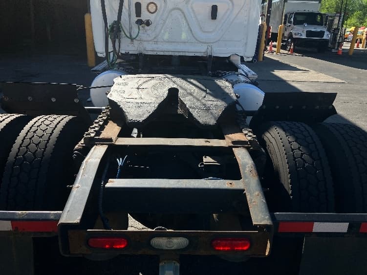 2019 Freightliner Cascadia — photo 6