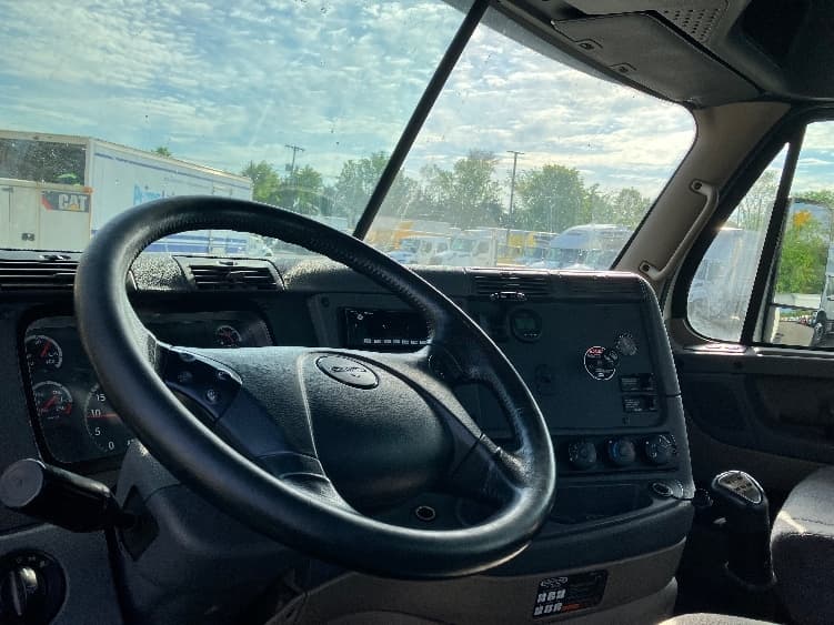 2019 Freightliner — photo 10