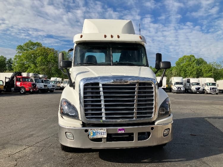 2019 Freightliner — photo 2