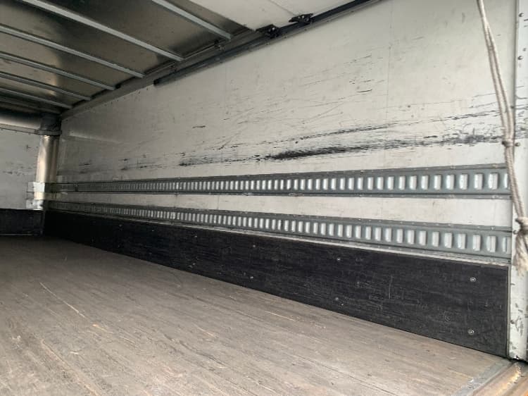 2019 Freightliner M2 106 — photo 10