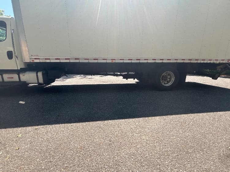 2019 Freightliner M2 106 — photo 5