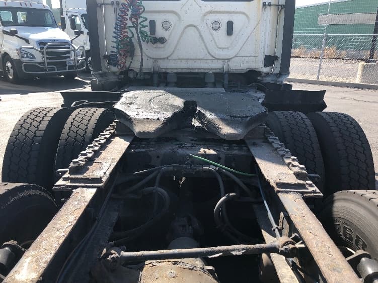 2019 Freightliner Cascadia — photo 6