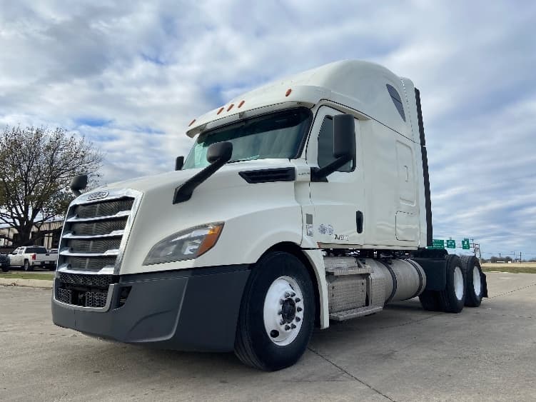 2019 Freightliner Cascadia — photo 3