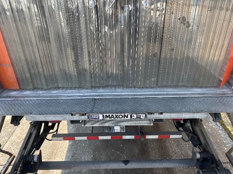 2019 International 4300 — photo 10