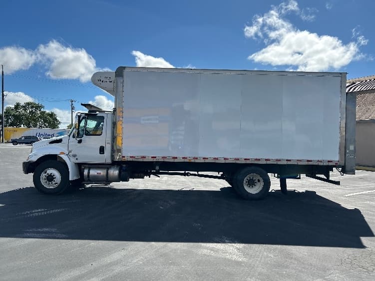 2019 International 4300 — photo 4