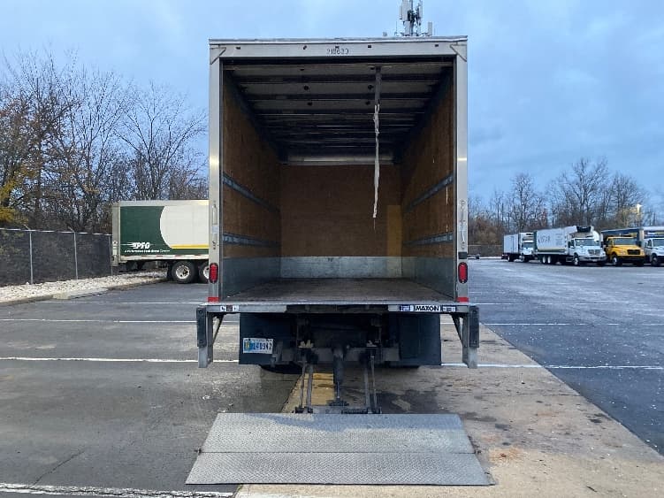 2019 Isuzu NQR — photo 9