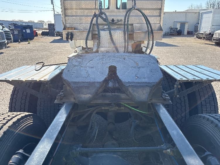 2019 Freightliner Cascadia — photo 6