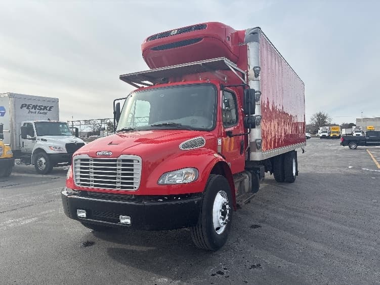 2019 Freightliner M2 106 — photo 3