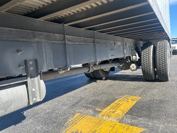 2019 Hino 268 — photo 5