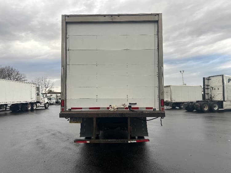 2019 International 4300 — photo 7