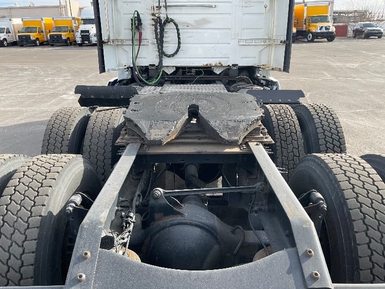 2019 Volvo VNL 300 — photo 6