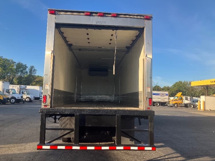 2019 International HV — photo 8