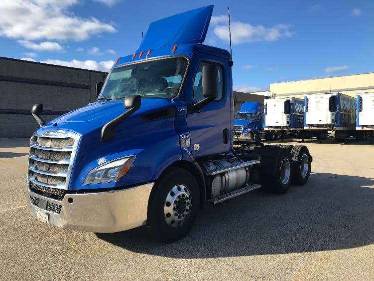 2019 Freightliner Cascadia — photo 3