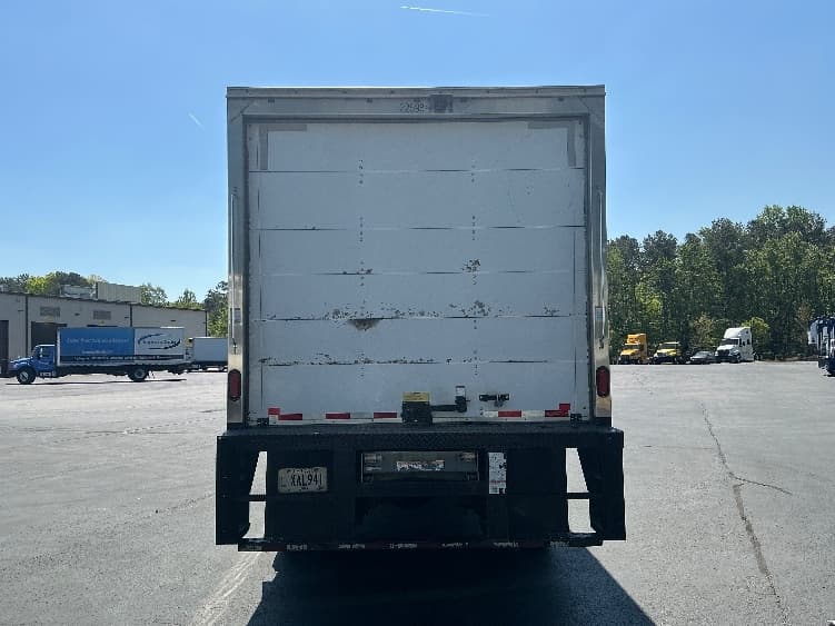2019 Freightliner M2 106 — photo 7