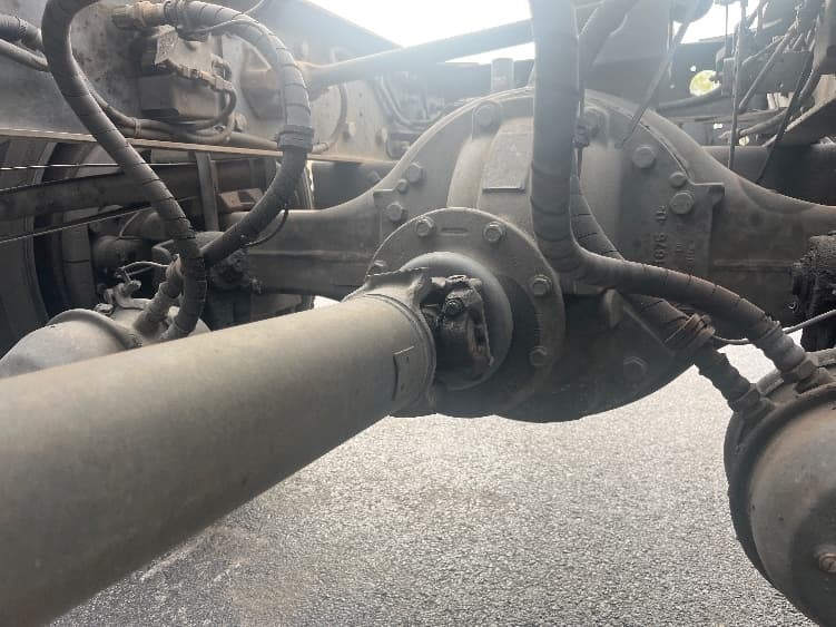 2019 Hino 268 — photo 4