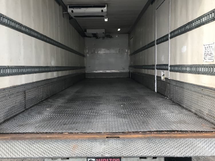 2019 Freightliner M2 106 — photo 10