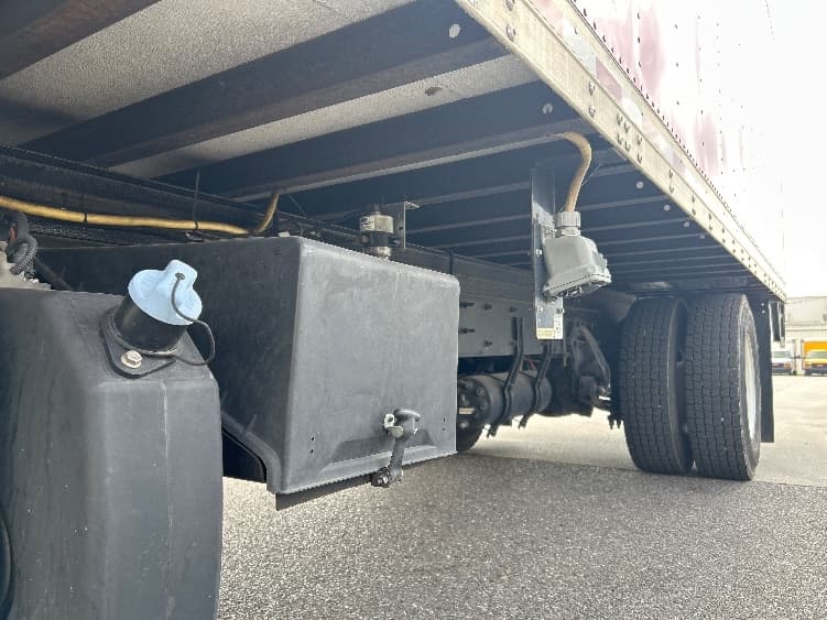 2019 Freightliner M2 106 — photo 5