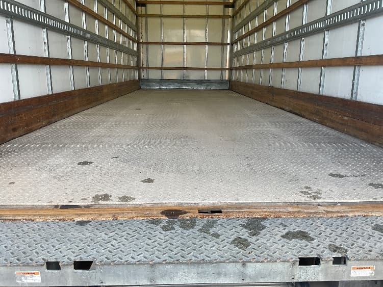 2019 International 4300 — photo 10