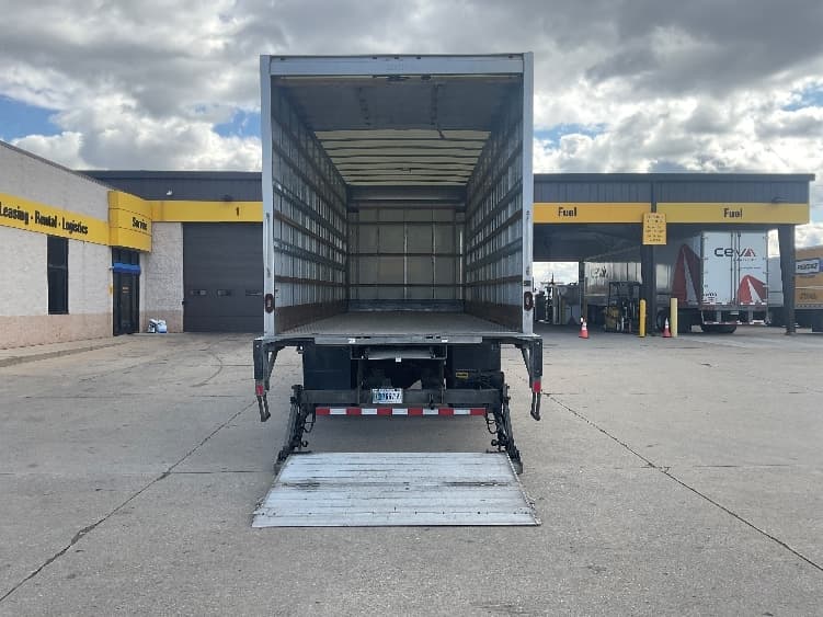 2019 International 4300 — photo 9