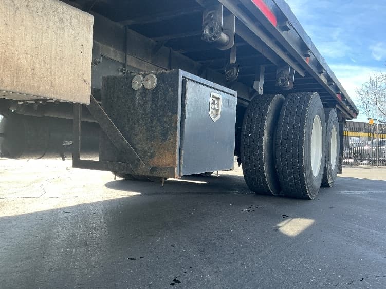 2019 Freightliner M2 112 — photo 5