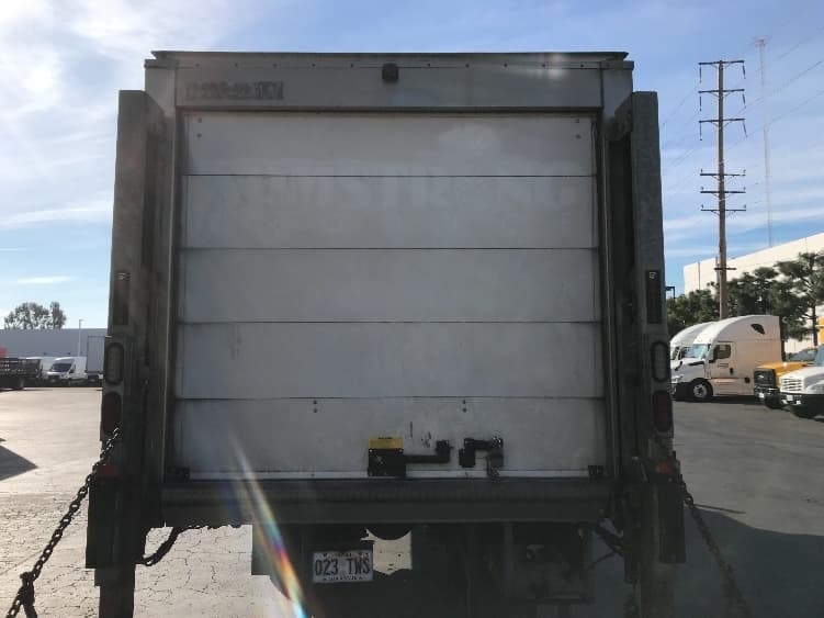 2019 Freightliner M2 106 — photo 7