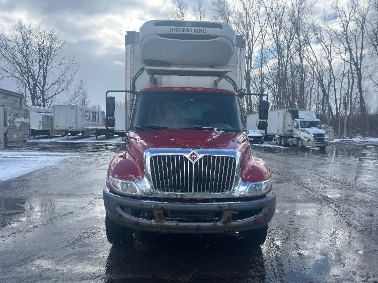 2019 International 4300 — photo 2