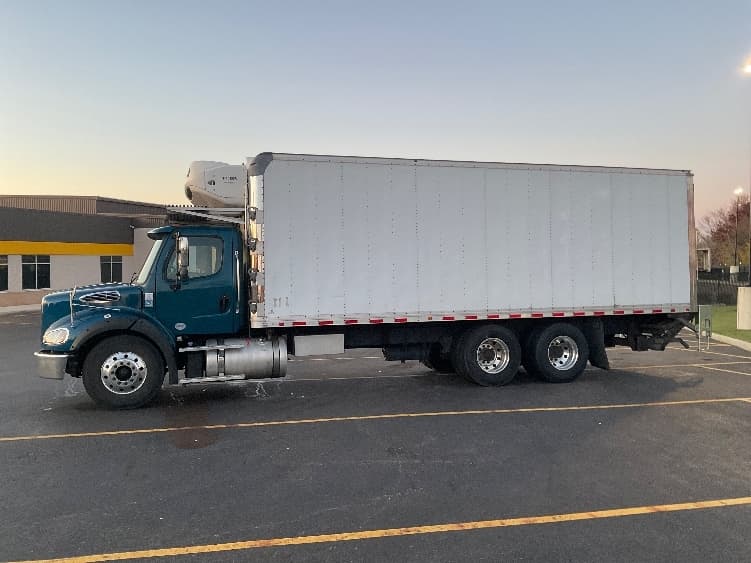 2019 Freightliner M2 112 — photo 4