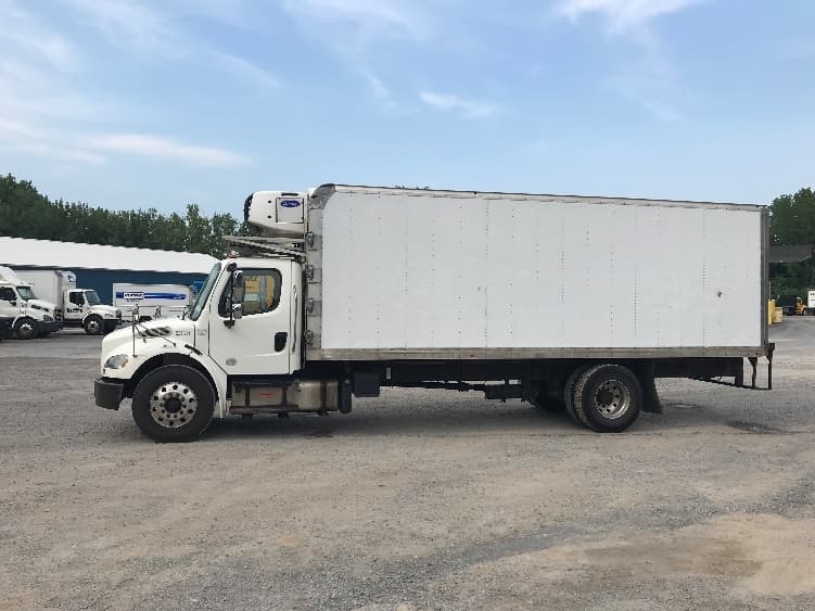 2019 Freightliner M2 106 — photo 4