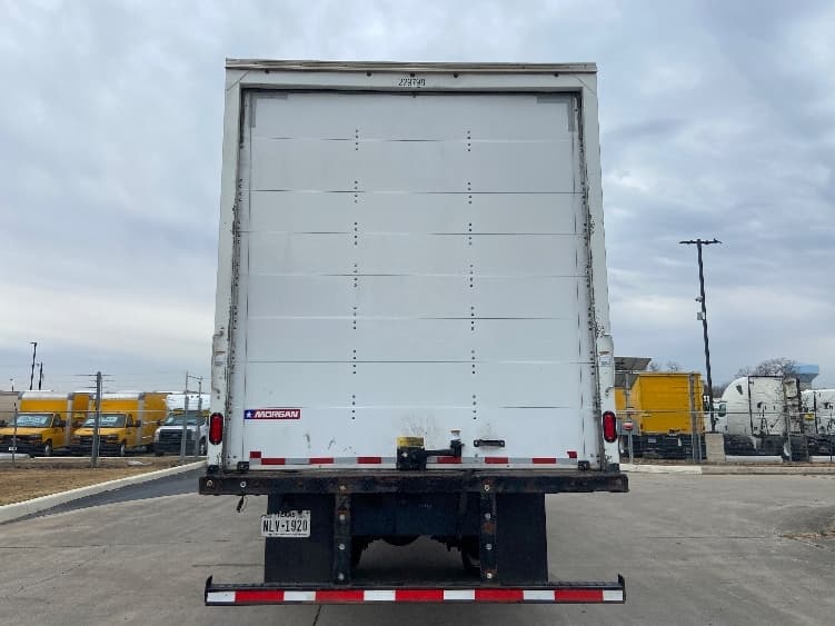 2021 Freightliner M2 106 — photo 7