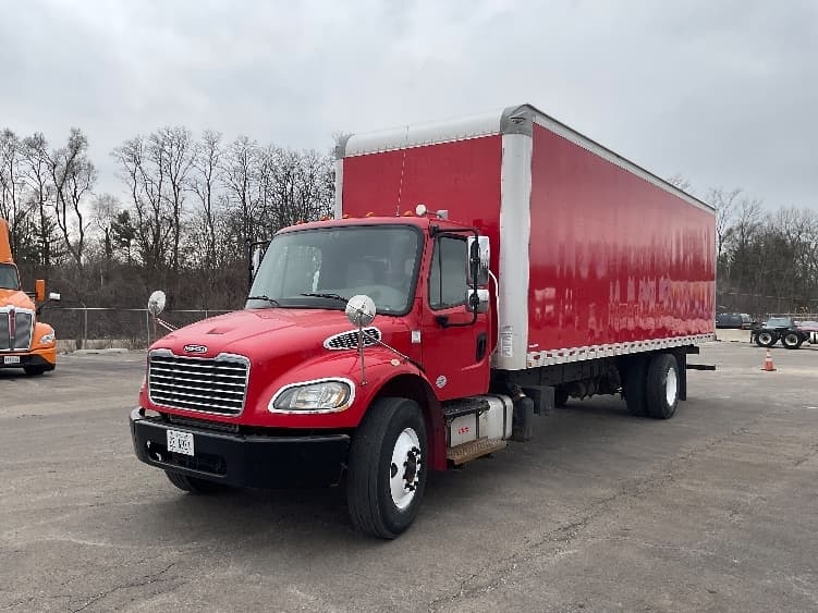 2019 Freightliner M2 106 — photo 3