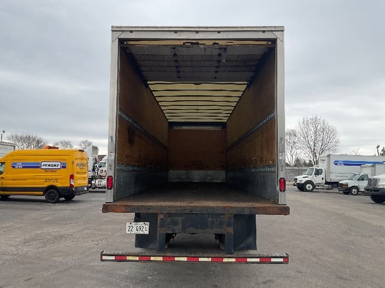 2019 Freightliner M2 106 — photo 8