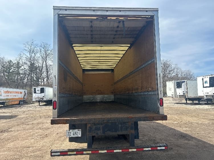 2019 Freightliner M2 106 — photo 8