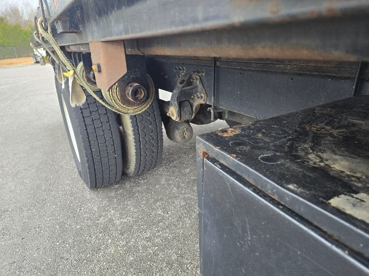 2019 Hino 268 — photo 10