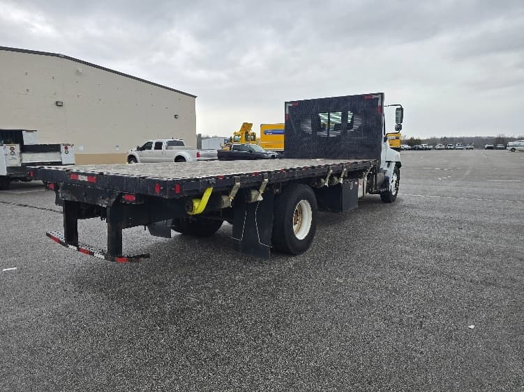 2019 Hino 268 — photo 9