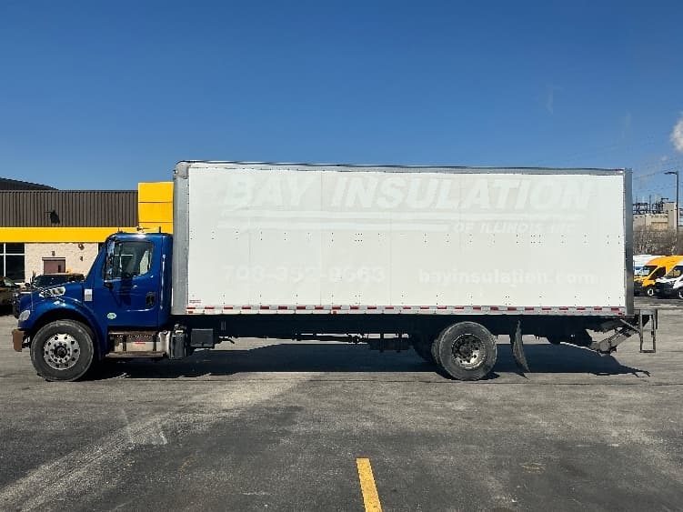 2019 Freightliner M2 106 — photo 4