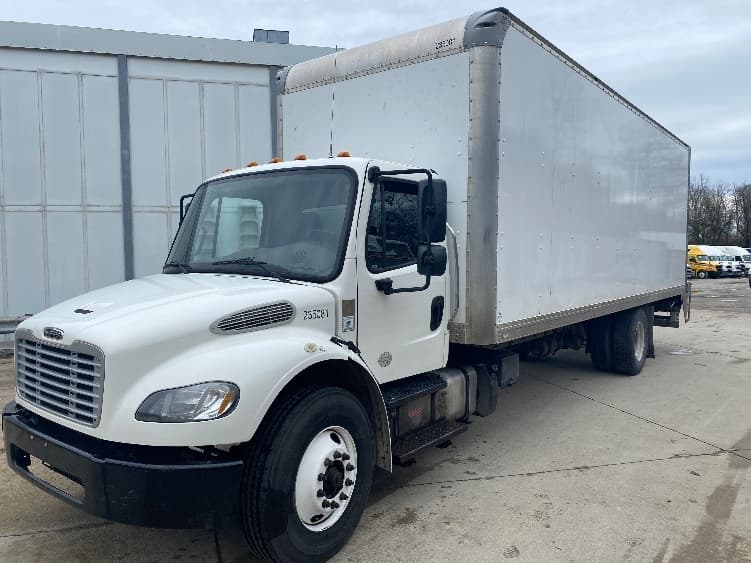 2019 Freightliner M2 106 — photo 3