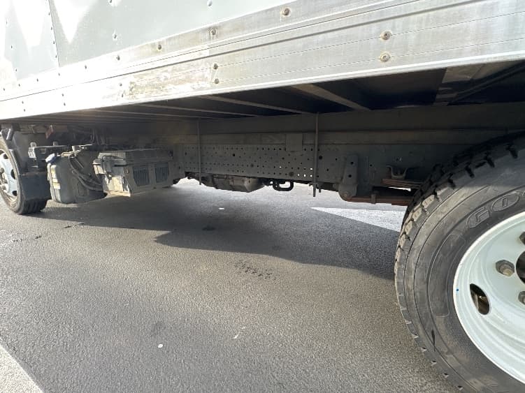 2019 Isuzu NQR — photo 5