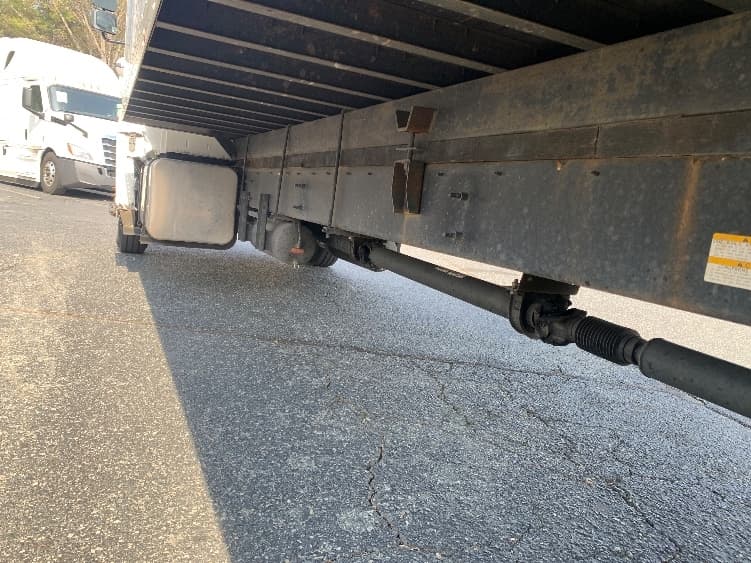 2019 Hino 268 — photo 5