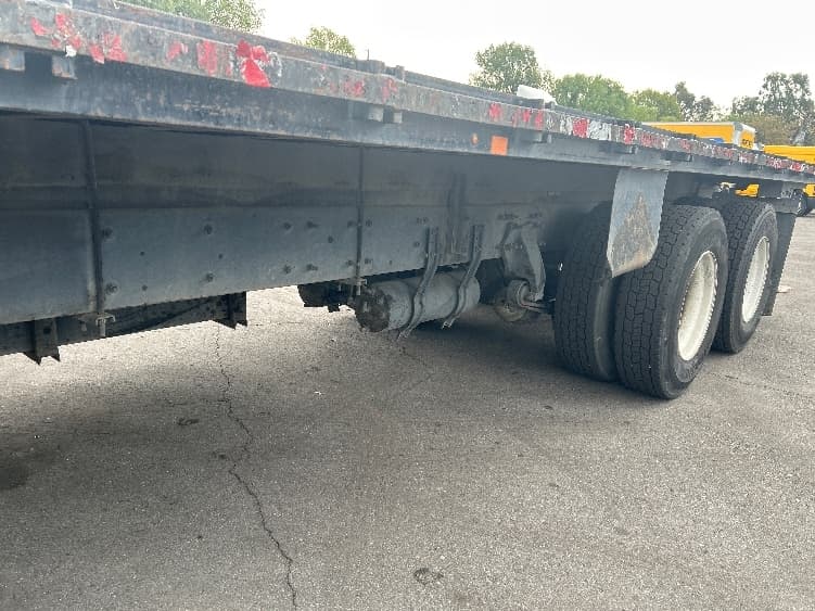 2019 Freightliner M2 106 — photo 5