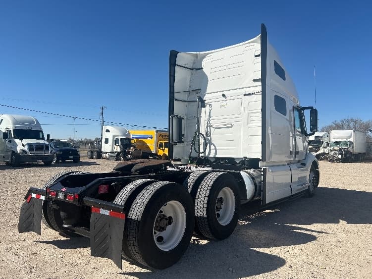 2024 Volvo VNL 760 — photo 7