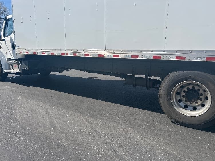 2024 Freightliner M2 106 — photo 5