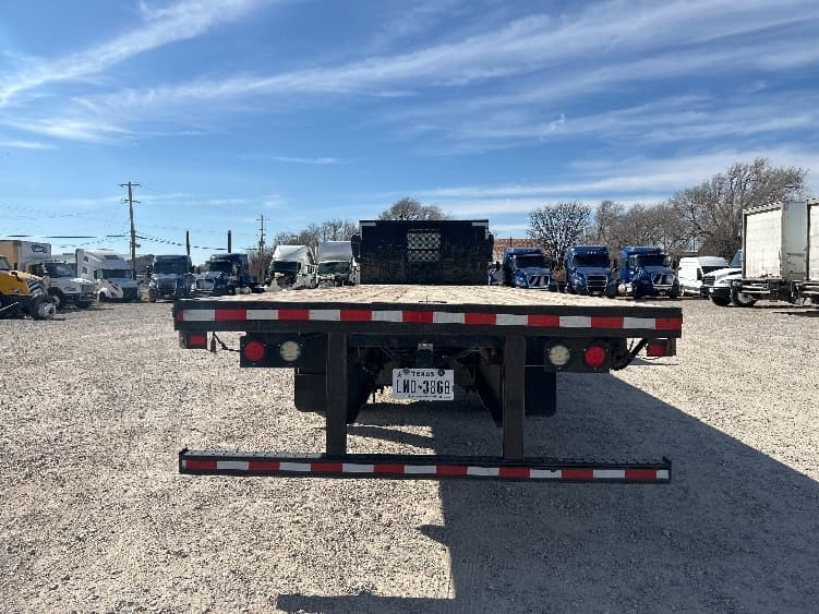 2019 Freightliner M2 106 — photo 8