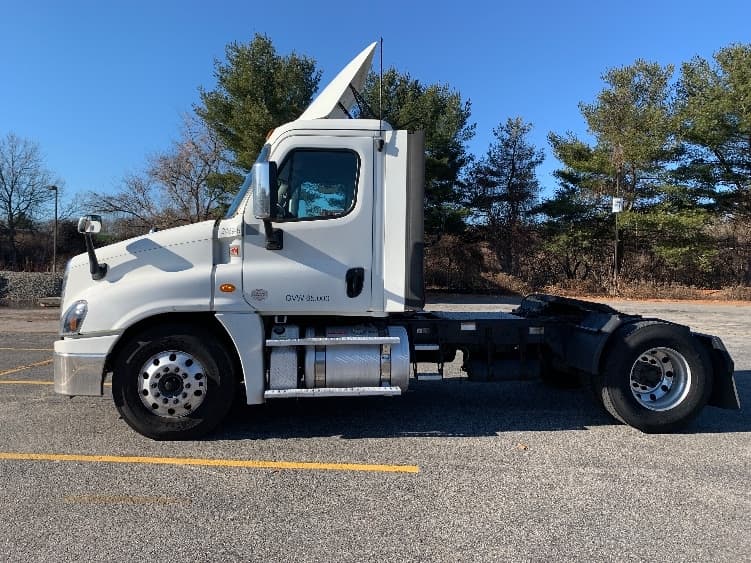 2019 Freightliner Cascadia — photo 4
