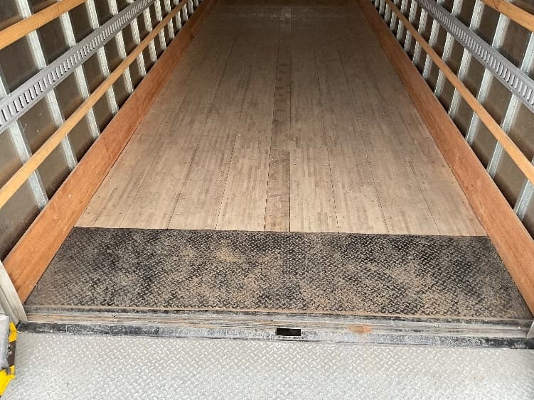 2024 Freightliner M2 106 — photo 10