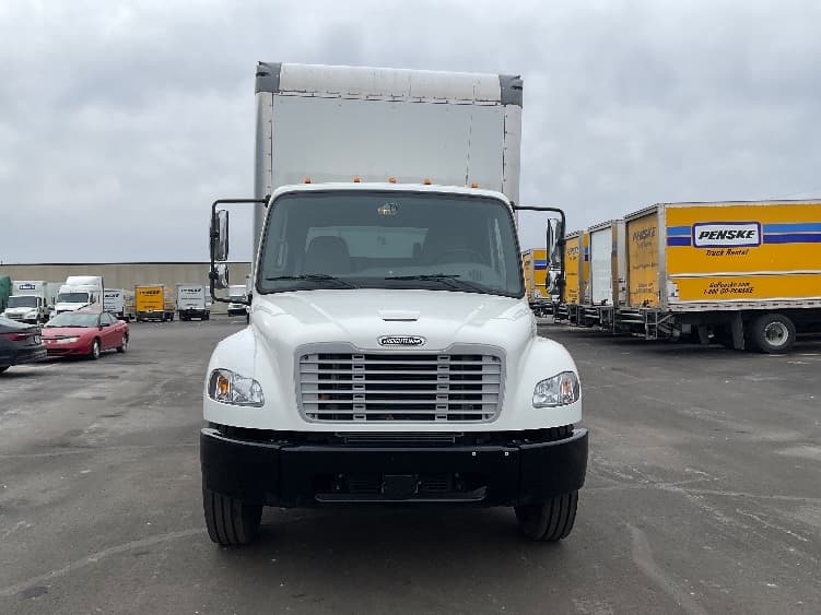 2024 Freightliner M2 106 — photo 2
