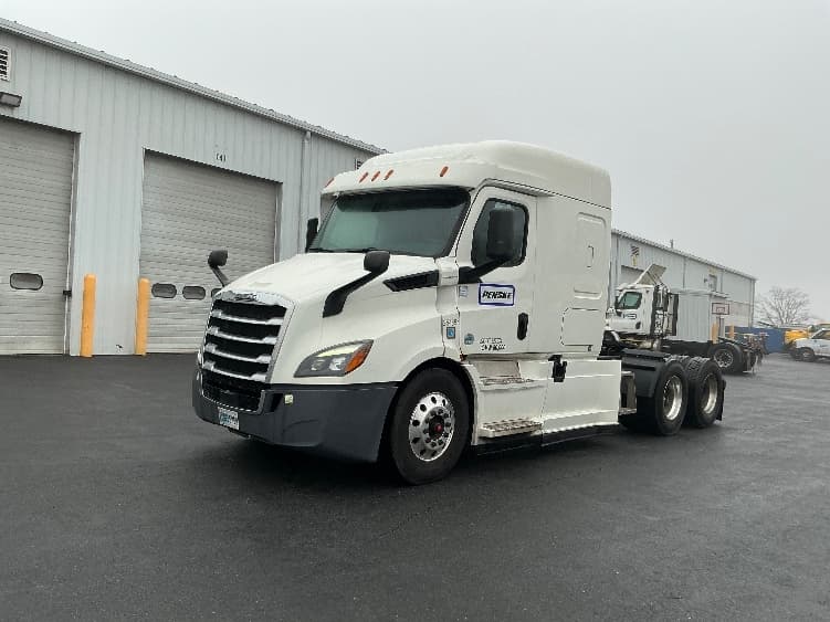 2019 Freightliner Cascadia — photo 3