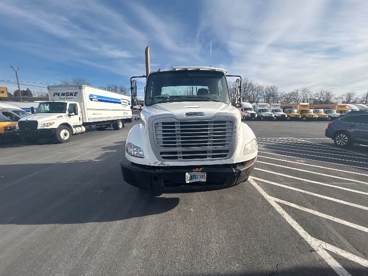 2020 Freightliner M2 112 — photo 2