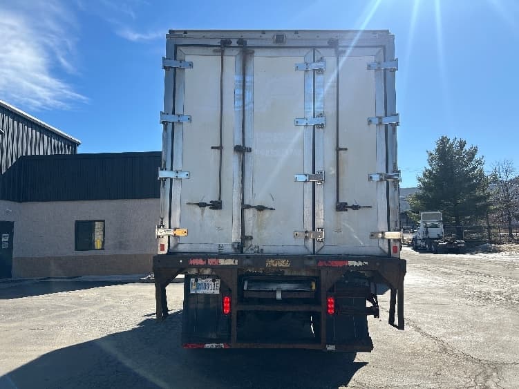 2019 Freightliner M2 106 — photo 7