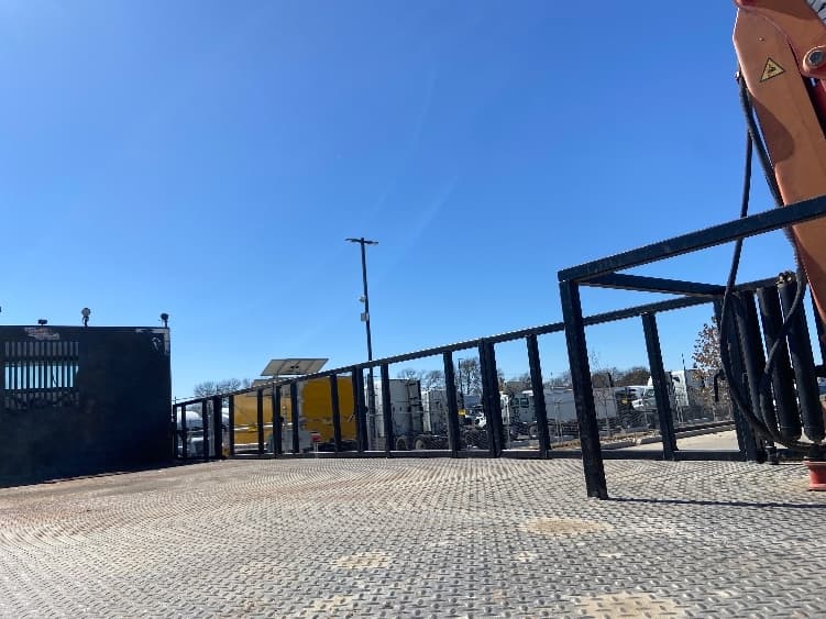 2019 Freightliner 114SD — photo 10